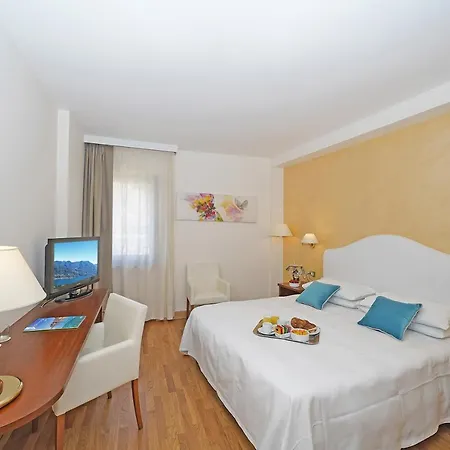 Vigna Hotel 3*